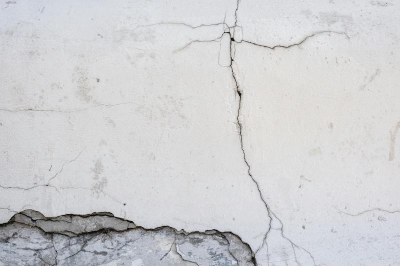 Cracks in wall of Dublin home showing possible subsidence – PKT engineers